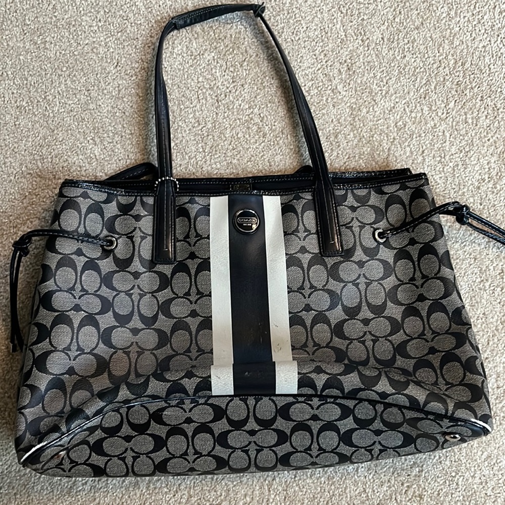 Coach bag, well loved, good condition